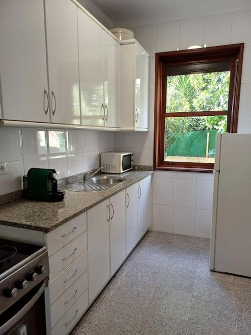 Roomy & Patio - 2 Bedroom Flat Porto Exterior foto